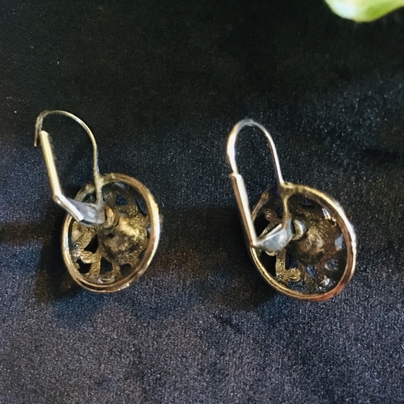 Blue hanging earrings! - Picture 2 of 3